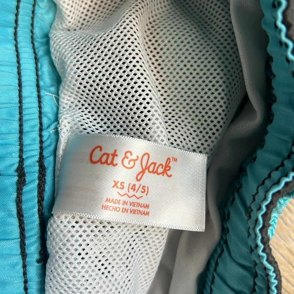 CAT & JACK Set of Two Little Boy Swim Shorts XS & S